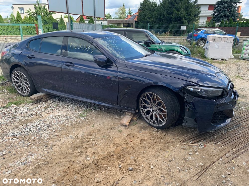 BMW Seria 8 - 11