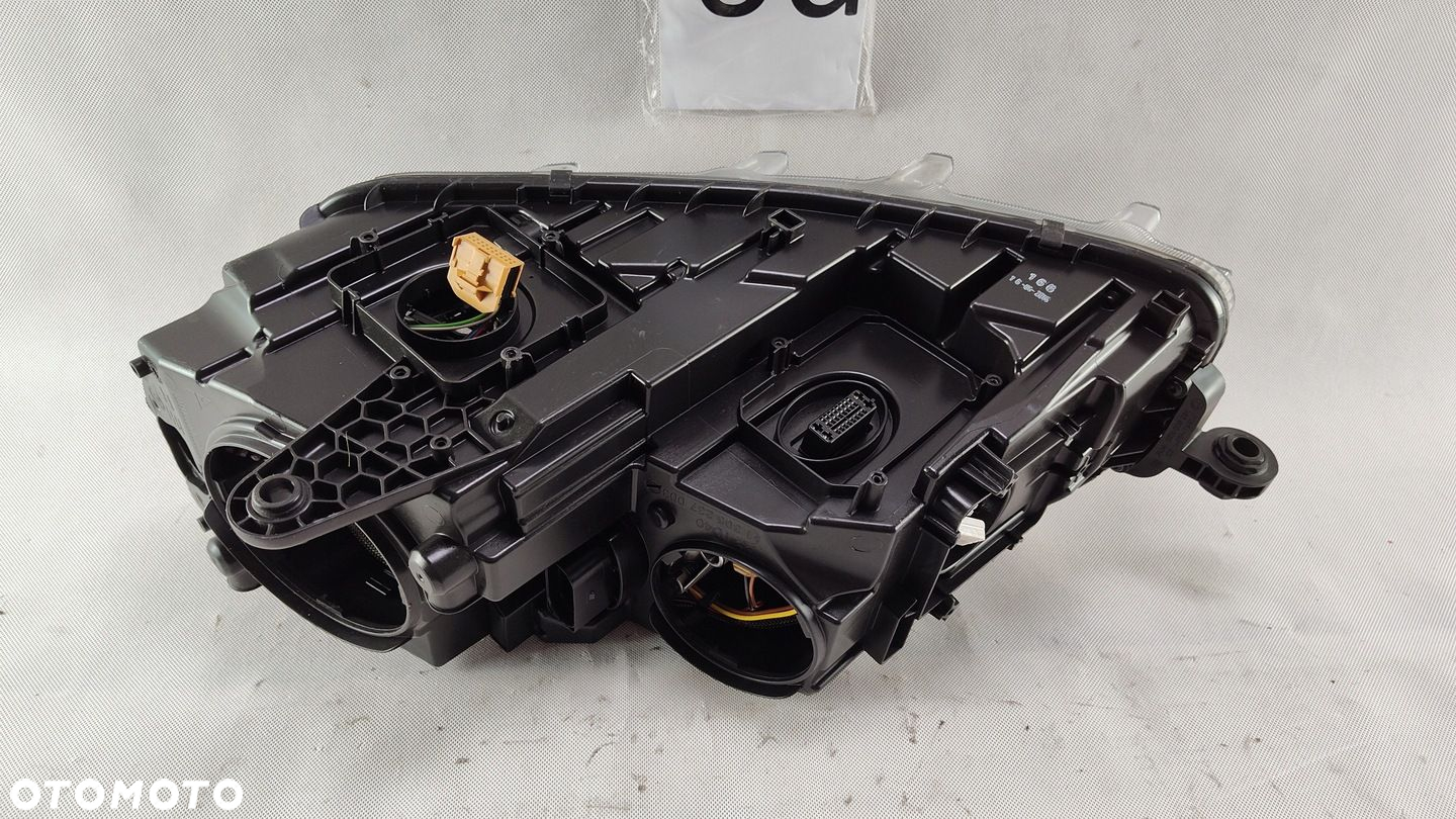 SKODA OCTAVIA III XENON PRAWY SKRĘTNY LED LAMPA PRAWA 5E1941016B - 11