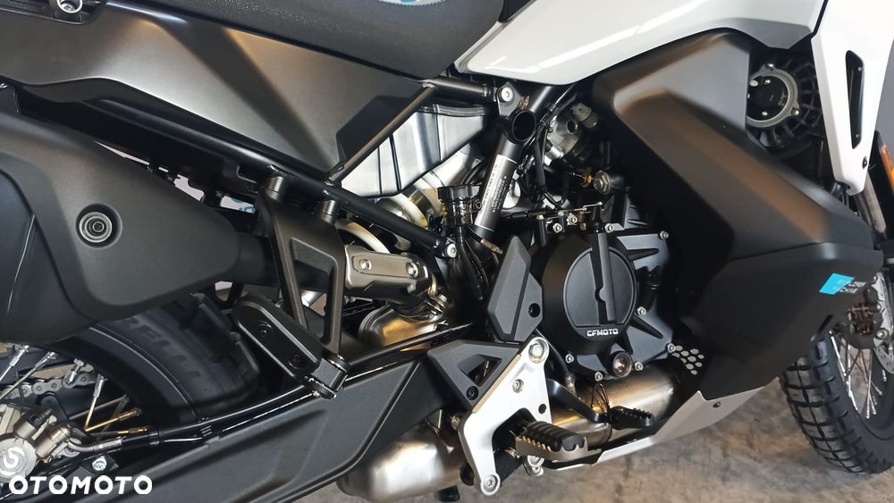 CFMoto 1000 MT-X - 15