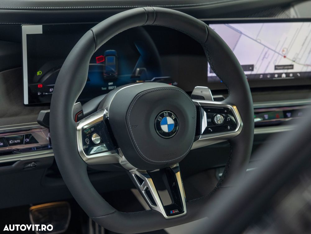 BMW Seria 7 740d xDrive MHEV - 13