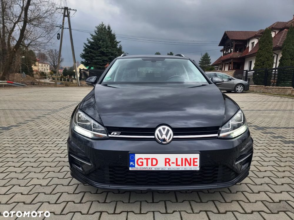 Volkswagen Golf 2.0 TDI SCR DSG R-Line - 22