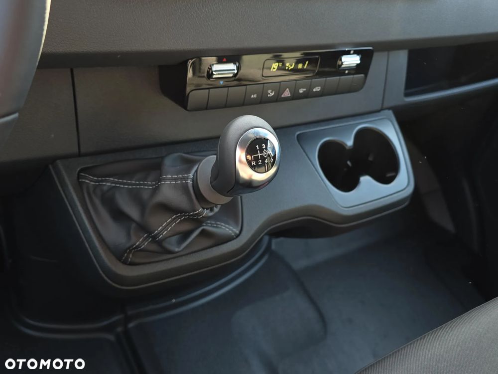 Mercedes-Benz Sprinter 311 CDI Furgon - 16