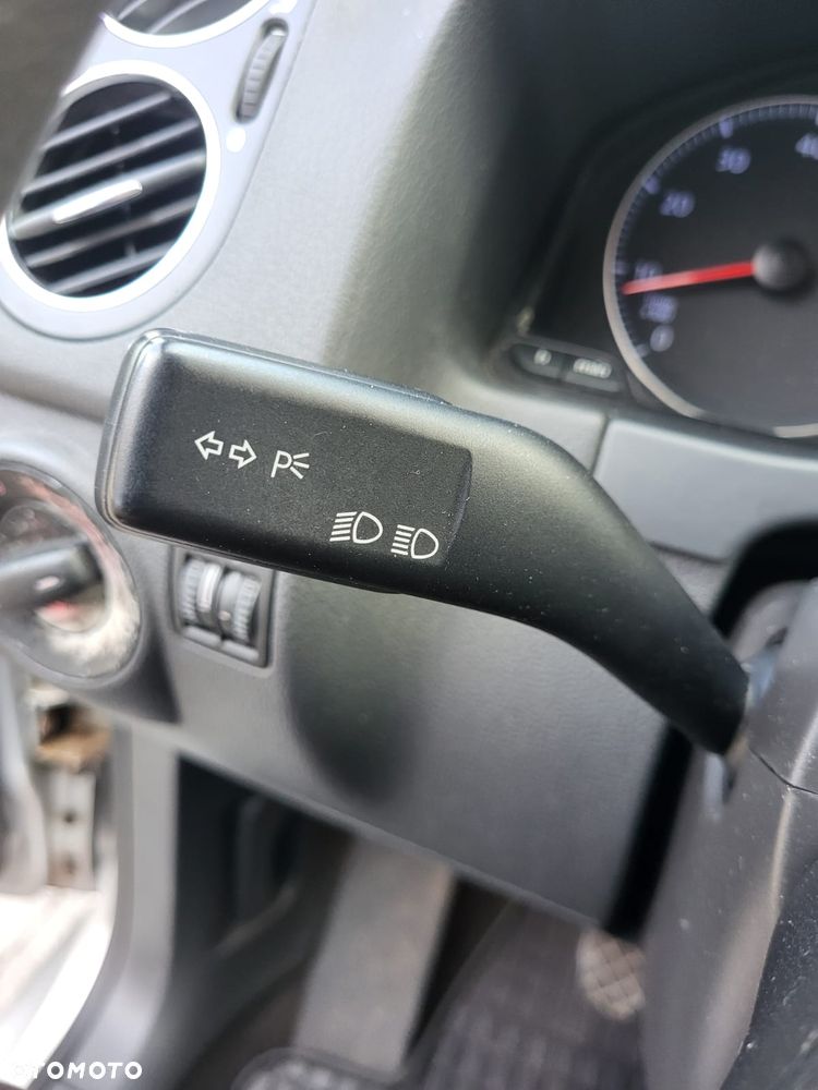 Volkswagen Golf Plus - 32