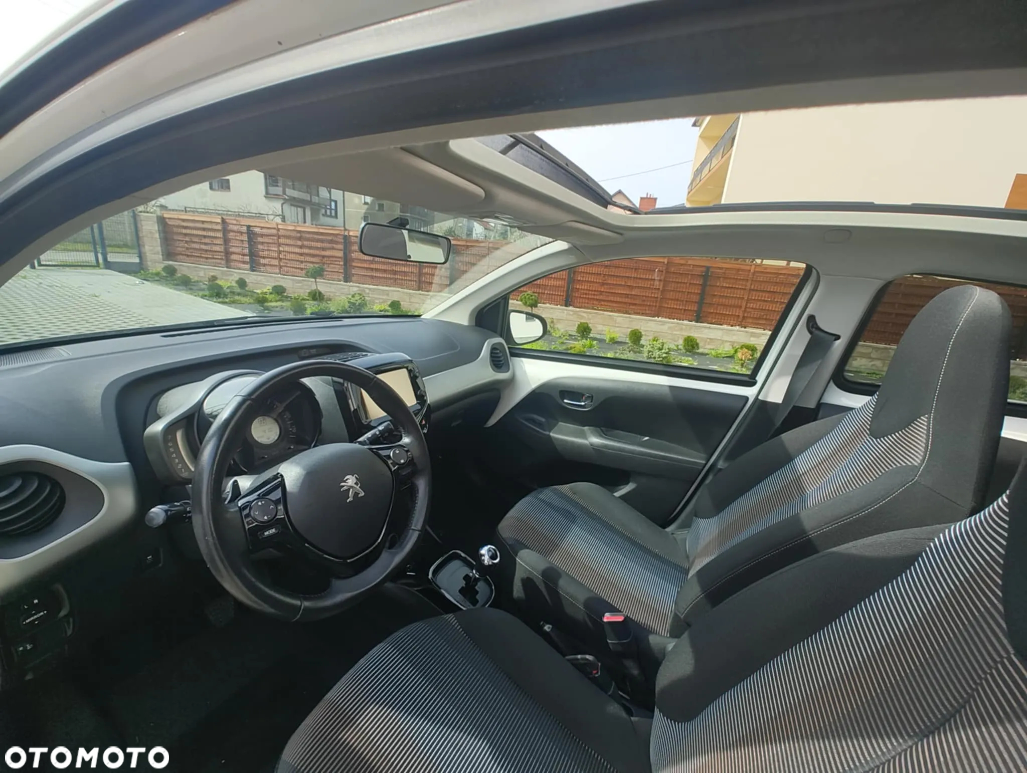 Peugeot 108 VTI 68 ETG5 Top Allure - 6