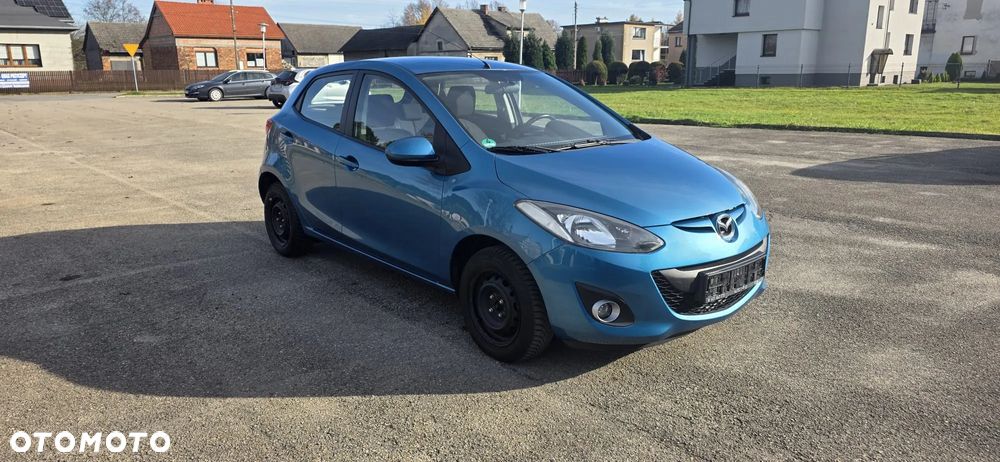 Mazda 2 - 4