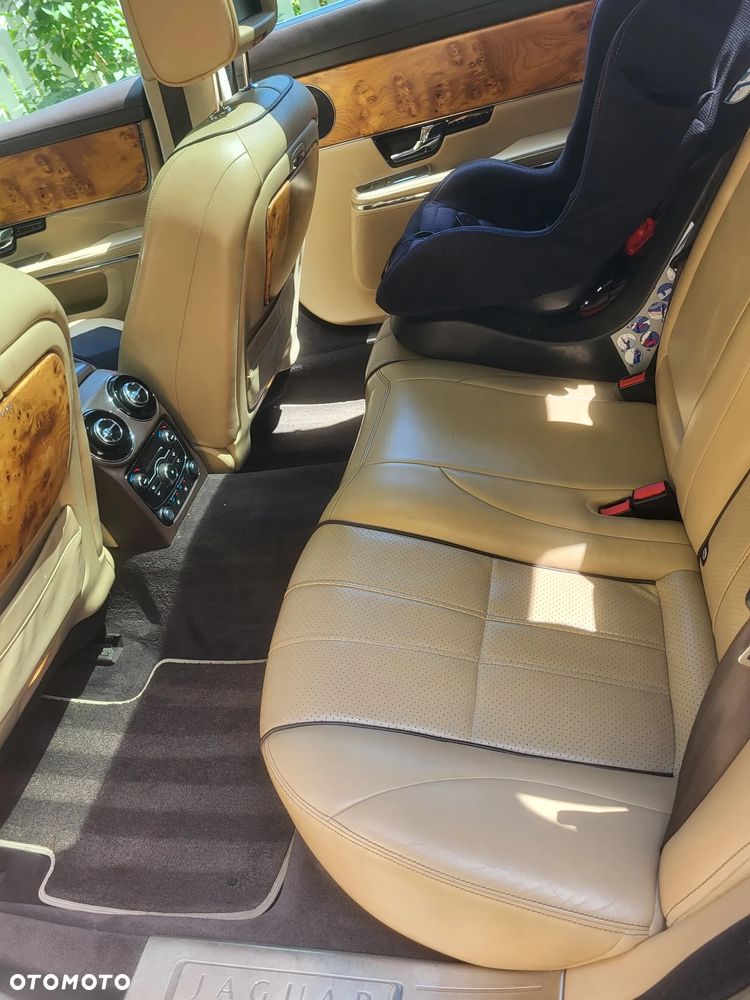 Jaguar XJ 5.0 V8 Premium Luxury - 13