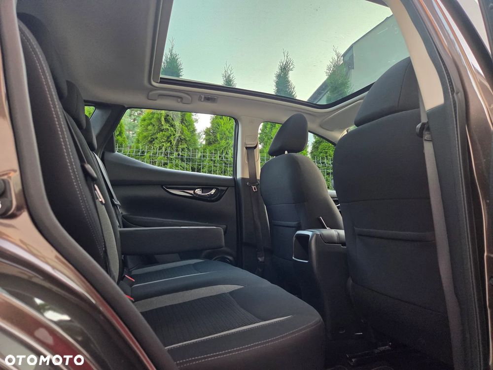 Nissan Qashqai 1.3 DIG-T Tekna+ - 27