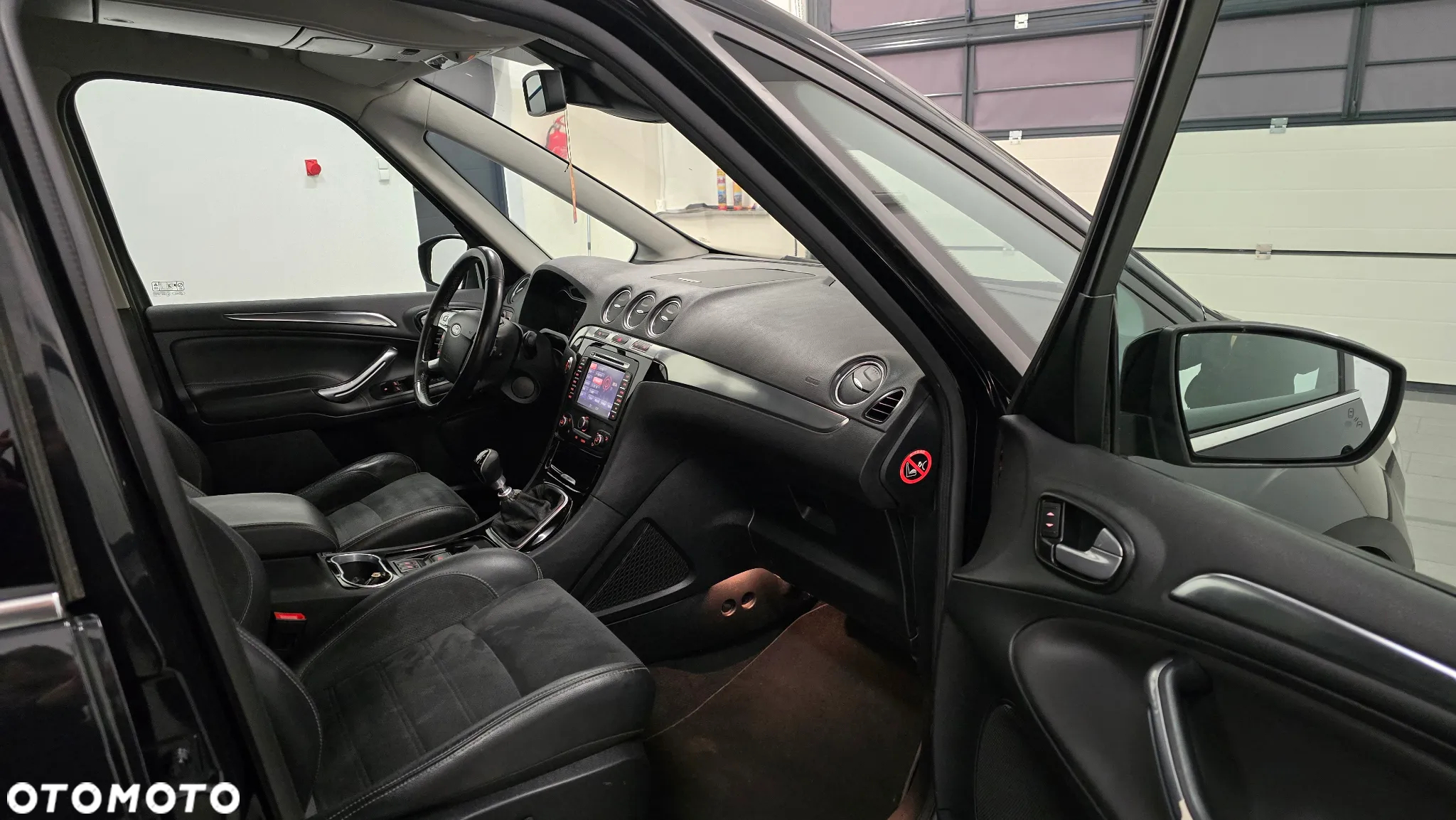 Ford Galaxy 2.0 TDCi Platinium X (Titanium) - 24