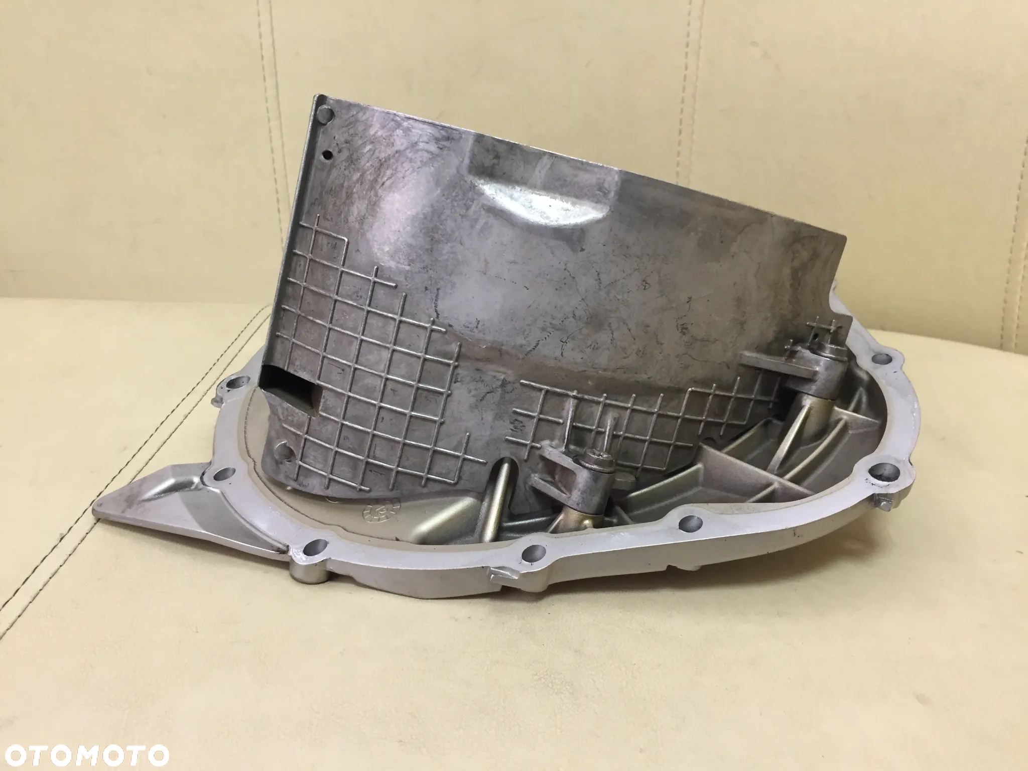 DEKIEL PRAWY DEKIELEK OSŁONA POKRYWA SPRZĘGŁA BMW K1600GT K1600GTL 7716426 - 16