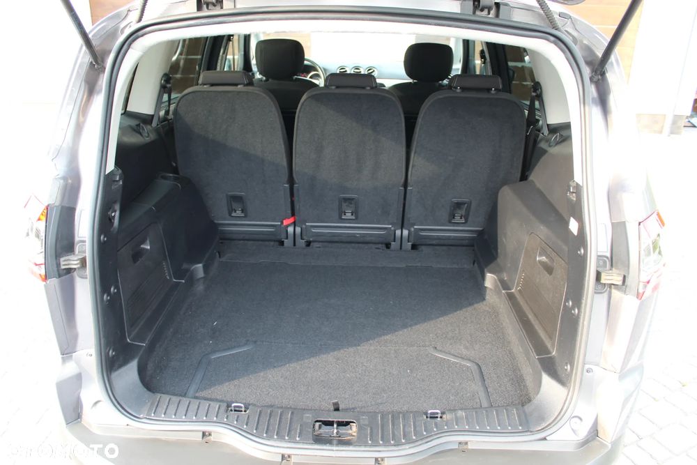 Ford S-Max 2.0 TDCi Ambiente - 17