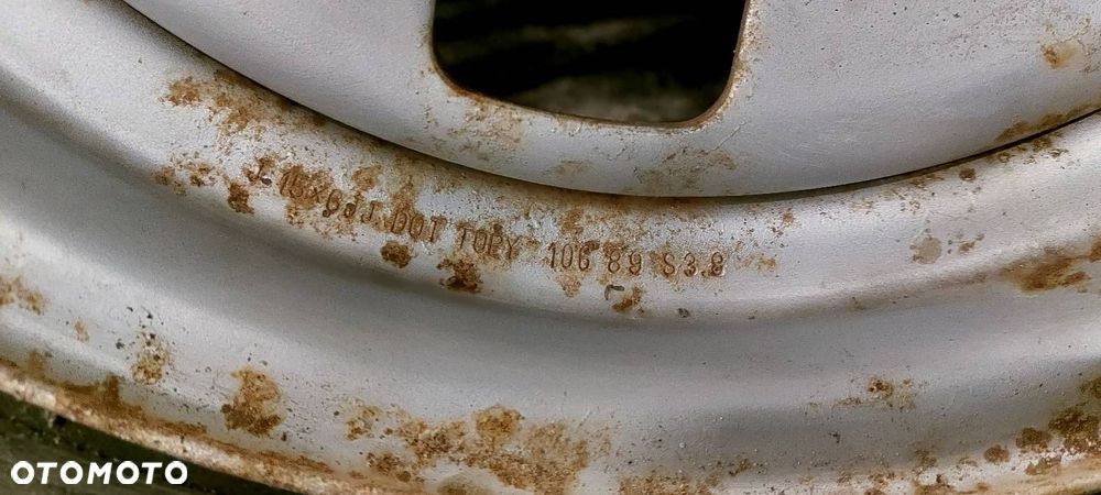 ZAPAS TROOPER ISUZU 15X6J 6X139.7 BRIDGESTONE DESERT DUELER 215SR15 - 2