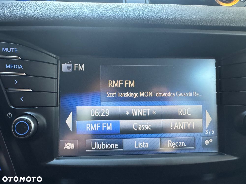 Toyota Avensis 2.0 D-4D Prestige - 23