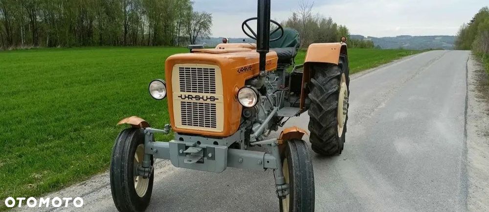 Ursus C330 - 2