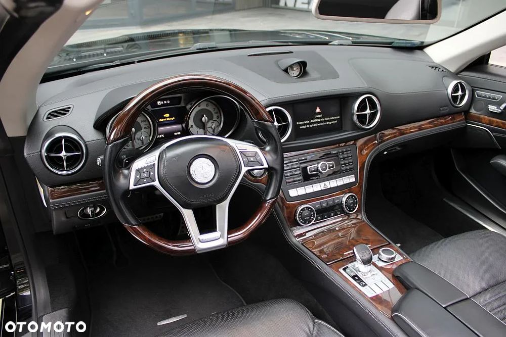 Mercedes-Benz SL 500 7G-TRONIC - 16