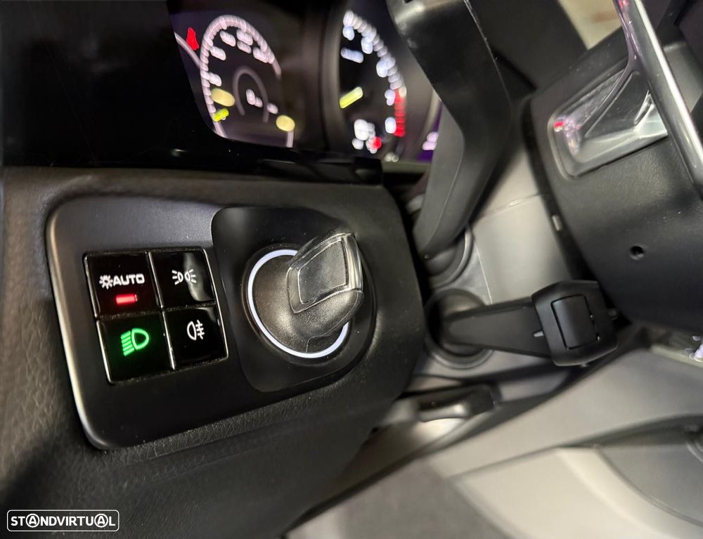 Porsche Cayenne Coupé E-Hybrid - 27