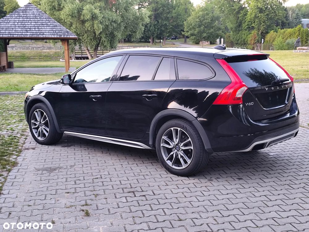 Volvo V60 Cross Country T5 AWD Momentum - 7