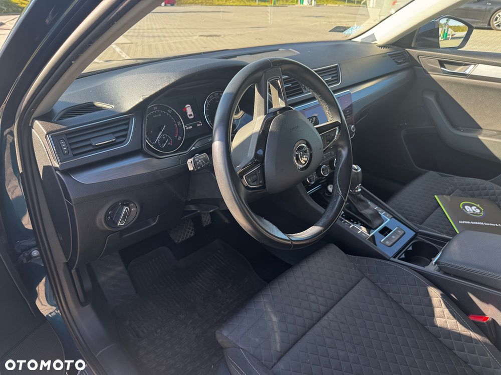 Skoda Superb 2.0 TDI Style DSG - 3