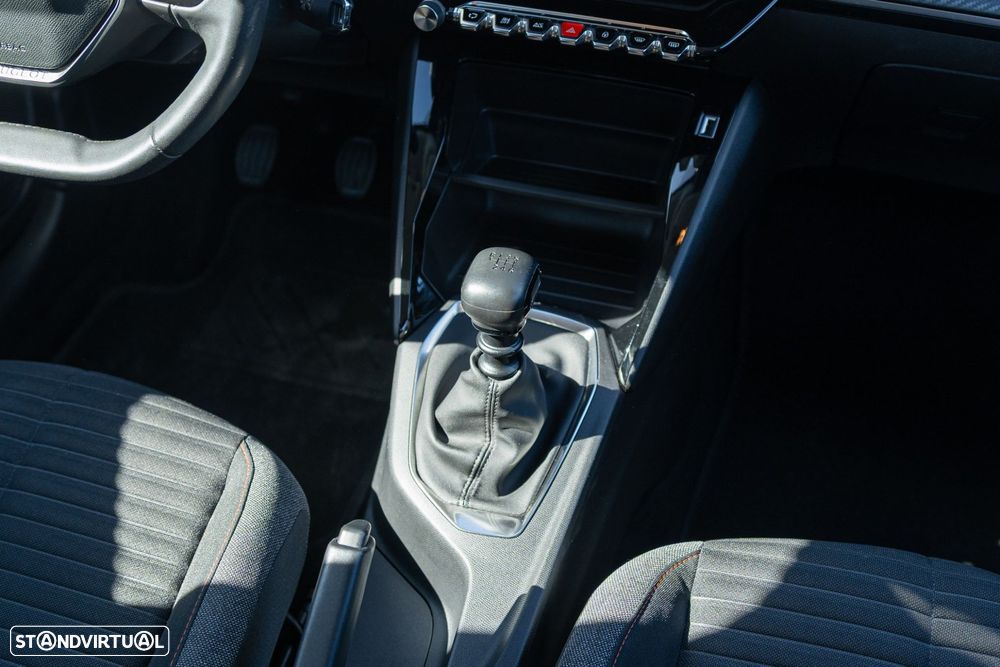 Peugeot 208 1.2 PureTech Active - 18