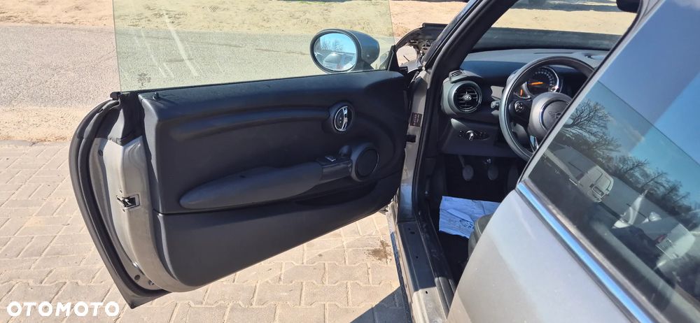 MINI ONE Standard - 23