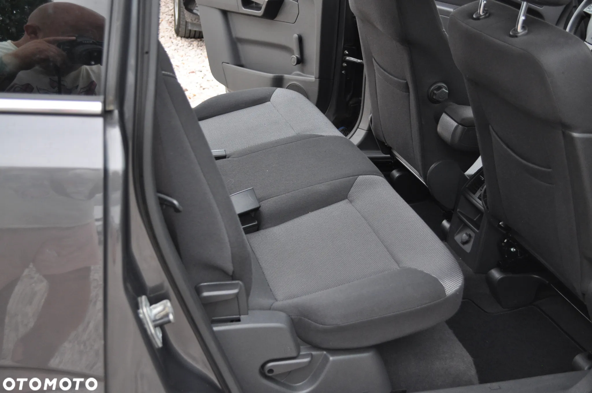 Opel Zafira 1.8 Cosmo - 32