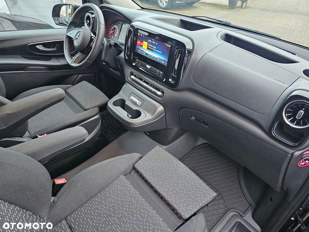 Mercedes-Benz Vito - 21