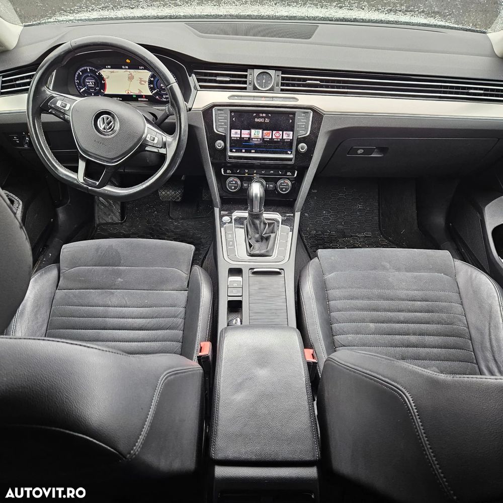 Volkswagen Passat 2.0 TDI DSG Highline - 8