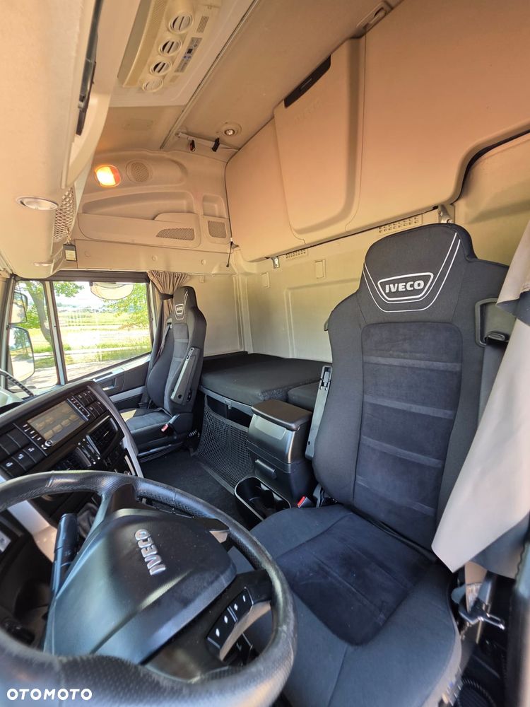 Iveco HI-WAY 460 / CHŁODNIA / WINDA / 6×2 /  21 EUROPALET / DRUKARKA / KLIMA POSTOJOWA / SYPIALKA / 3 OSIE / OŚ PODNOSZONA ORAZ SKRĘTNA  / AUTOMAT / E6 / SPROWADZONY/ - 21