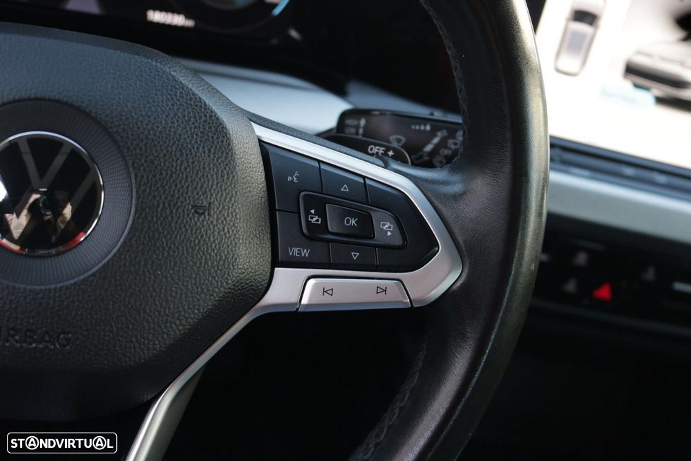 VW Golf Variant 2.0 TDi Life DSG - 37
