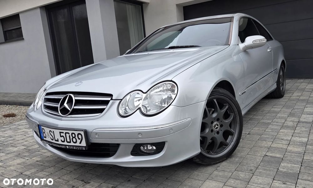 Mercedes-Benz CLK - 11