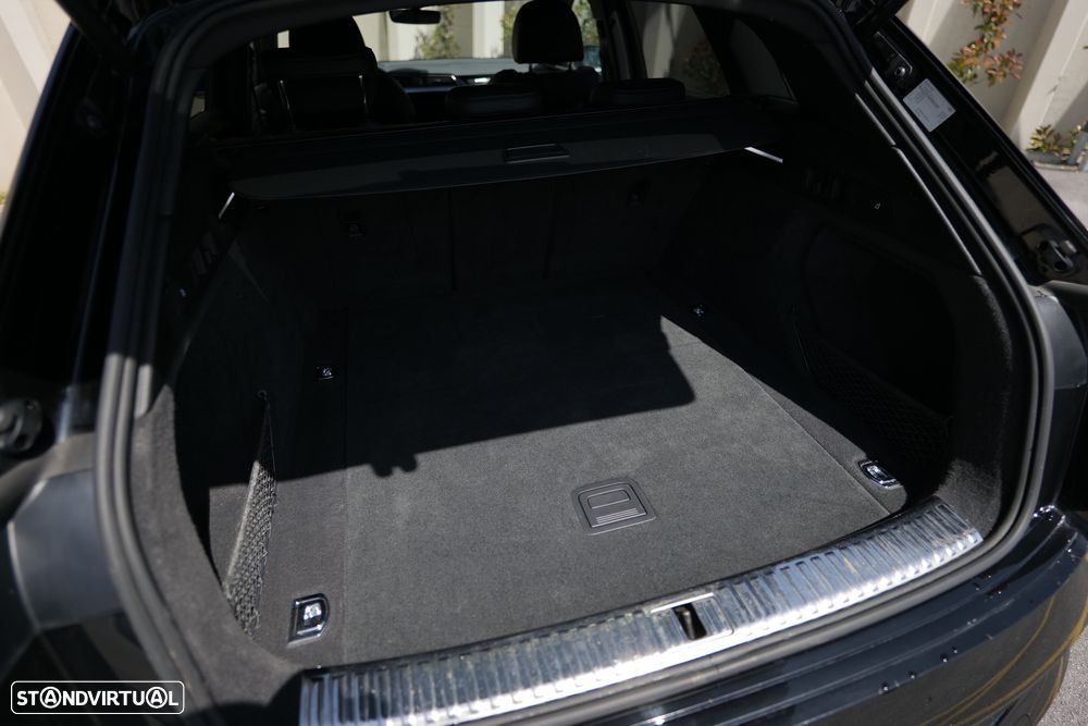 Audi e-tron 55 quattro S line - 9