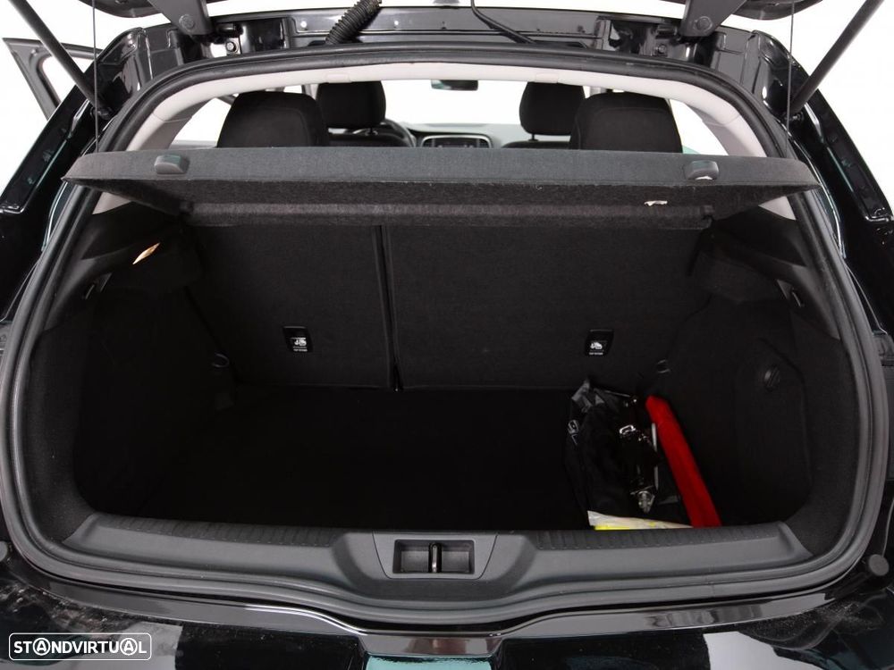 Renault Mégane 1.5 Blue dCi Zen - 12
