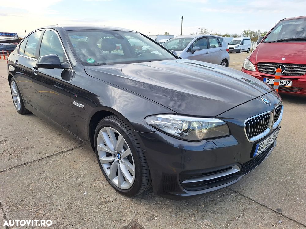 BMW Seria 5 520d Aut. - 14