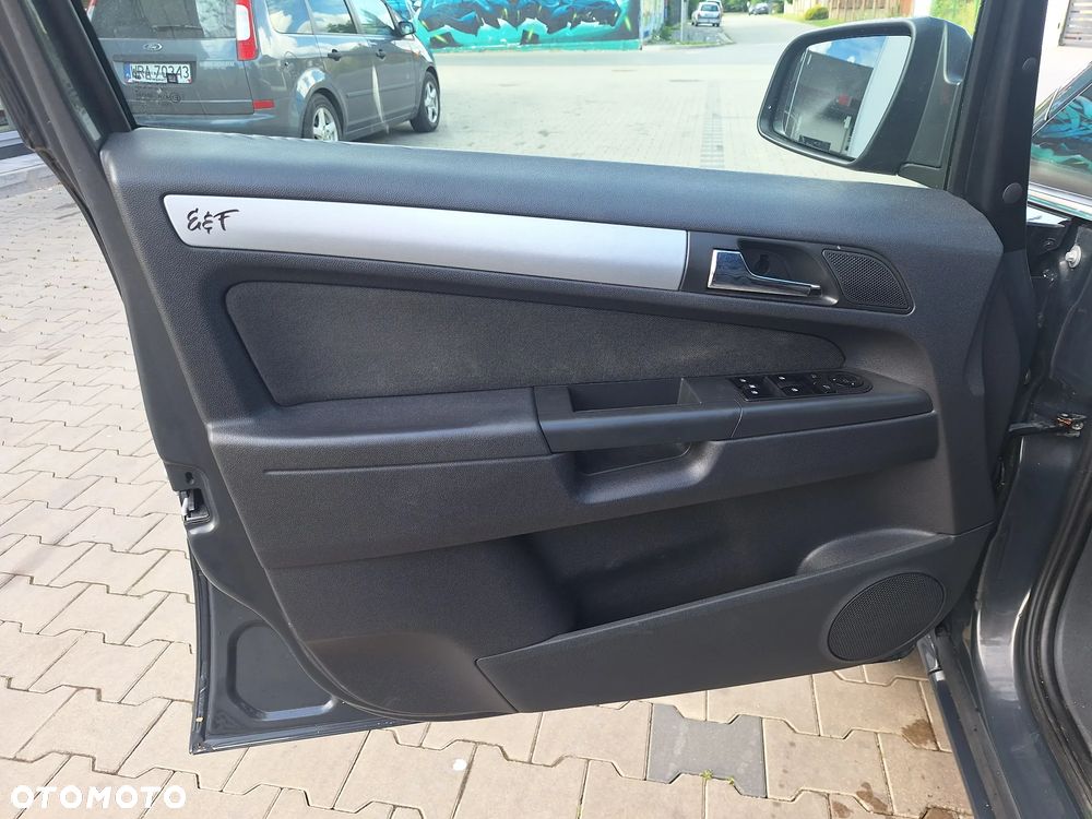 Opel Zafira 1.8 Innovation 110 Jahre - 16