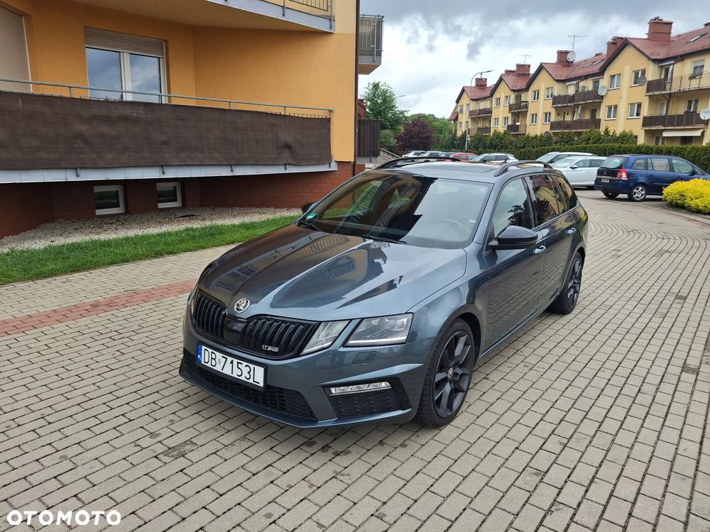 Skoda Octavia 2.0 TDI 4x4 DSG RS - 1