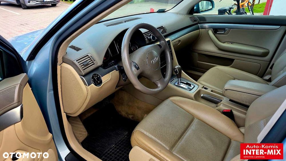 Audi A4 Limousine - 22