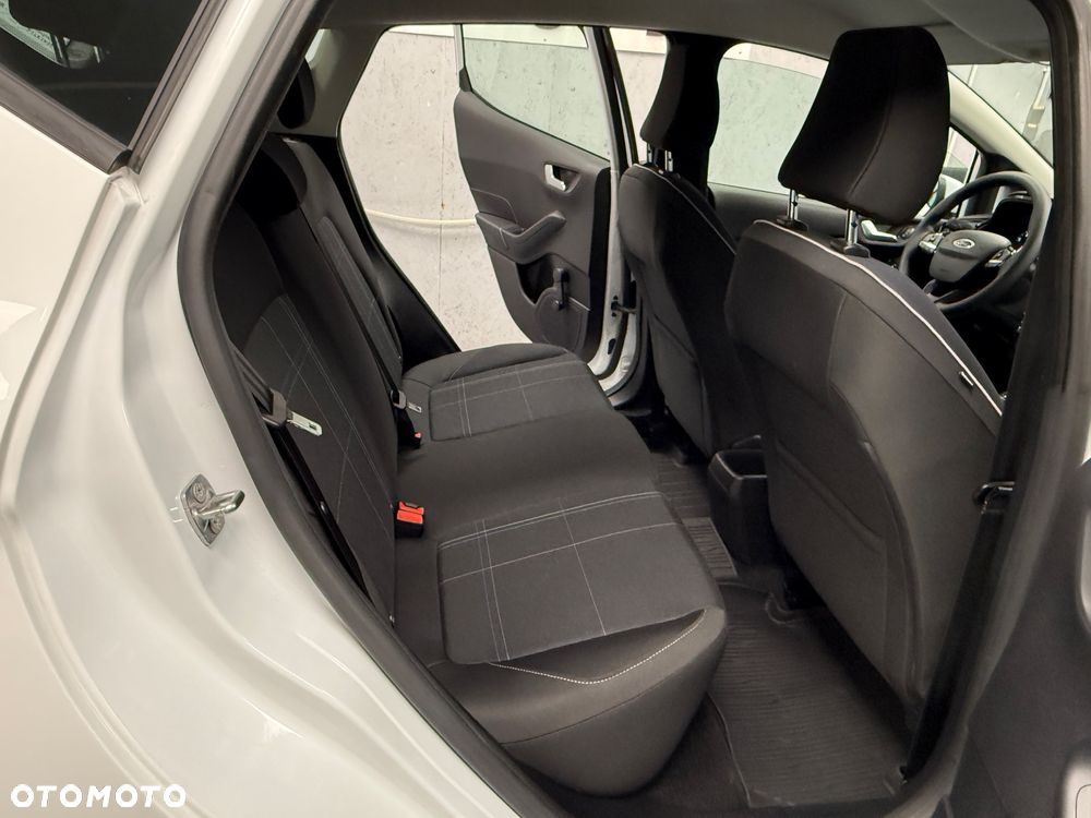 Ford Fiesta - 8