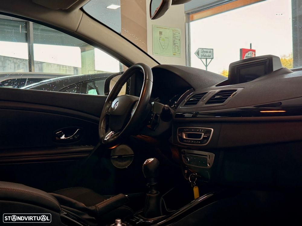 Renault Mégane 1.5 dCi Bose Edition - 23