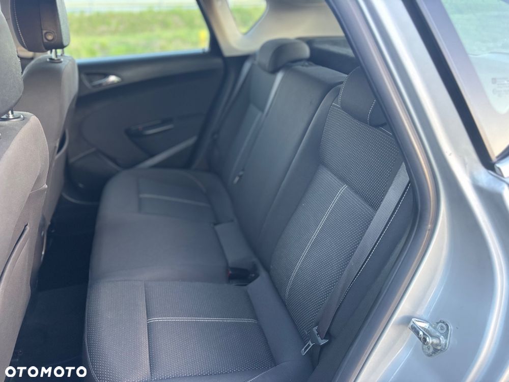 Opel Astra - 23