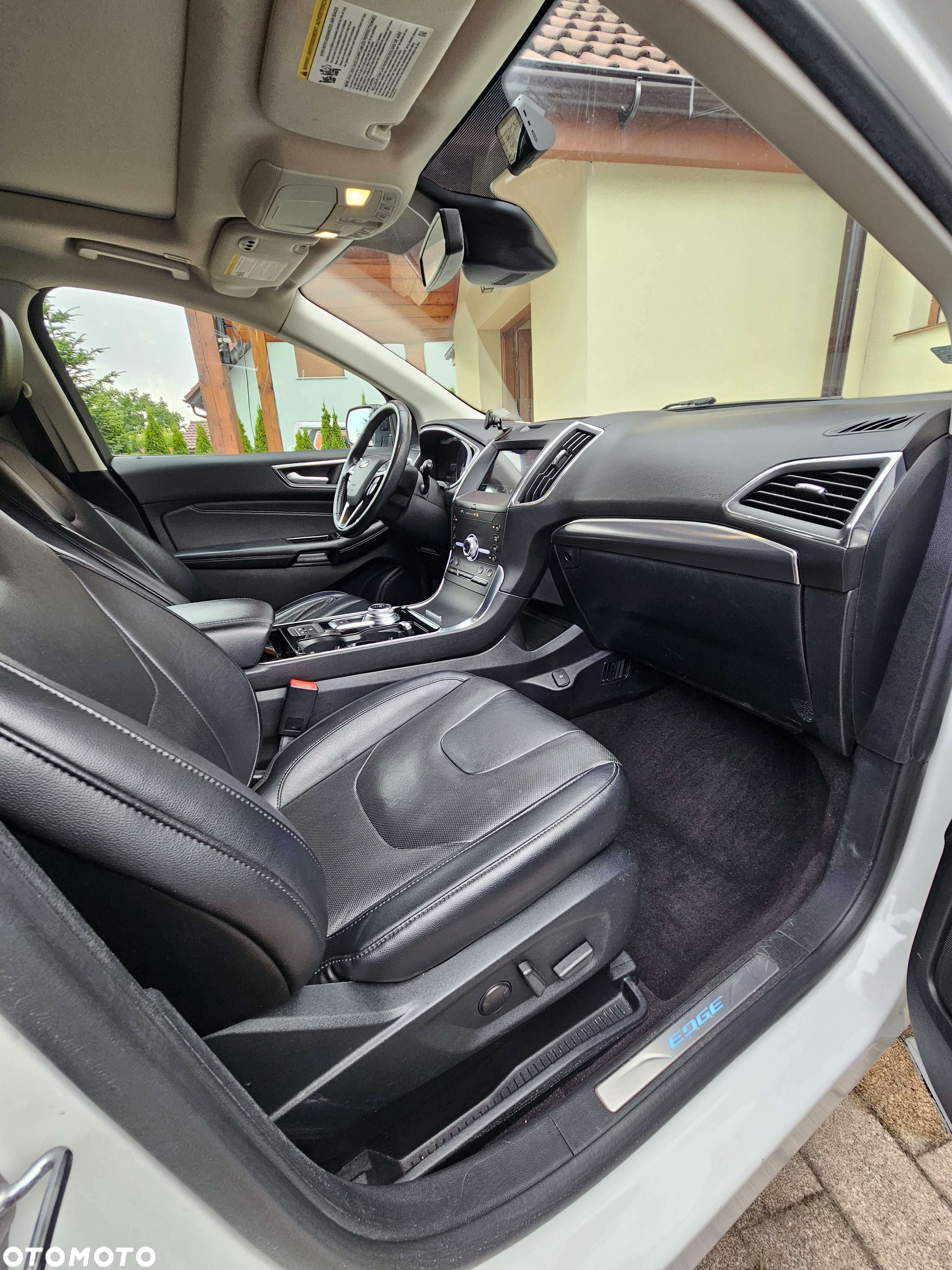 Ford Edge - 15