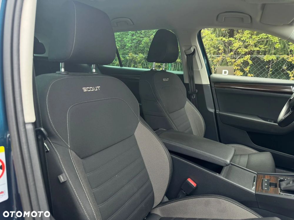 Skoda Superb 2.0 TDI SCR 4x4 Scout DSG - 7