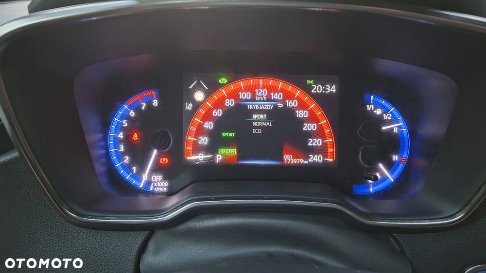 Toyota Corolla 2.0 Lounge - 13