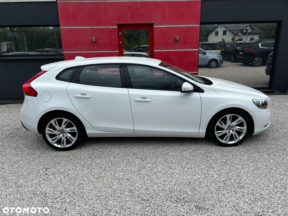 Volvo V40 T3 - 14