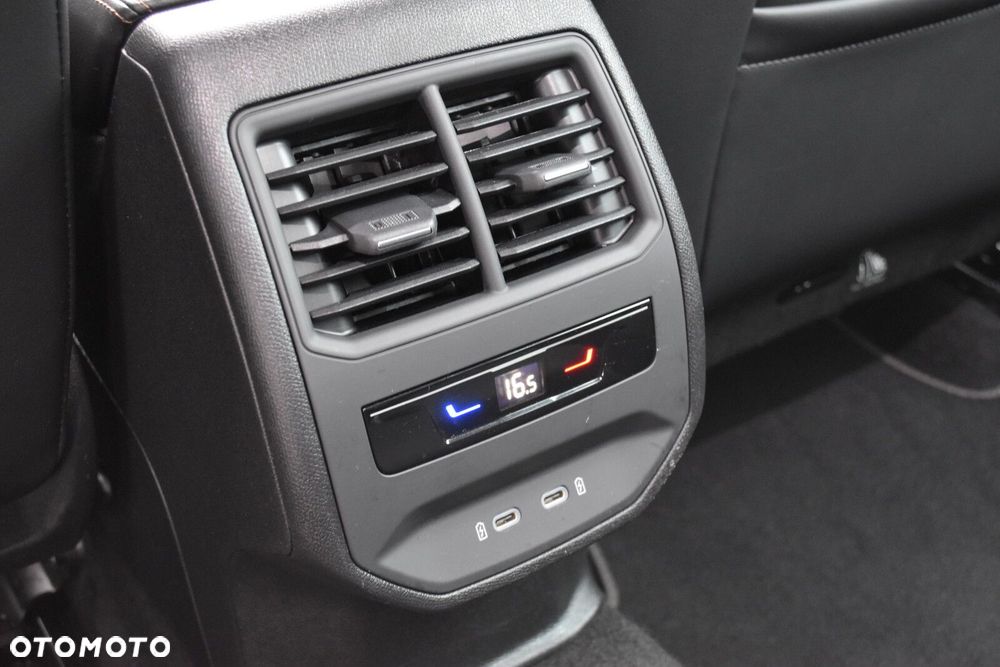 Cupra Formentor 1.4 e-Hybrid DSG - 28