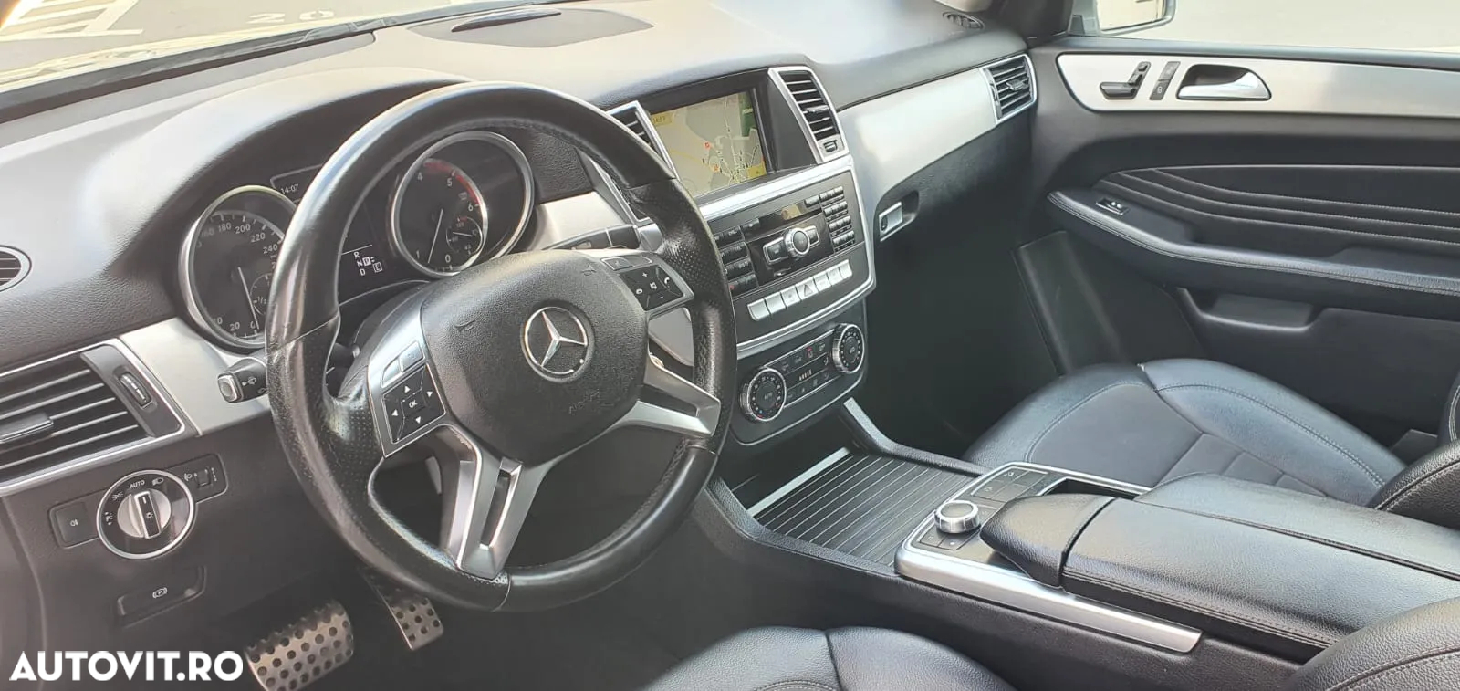 Mercedes-Benz ML - 11