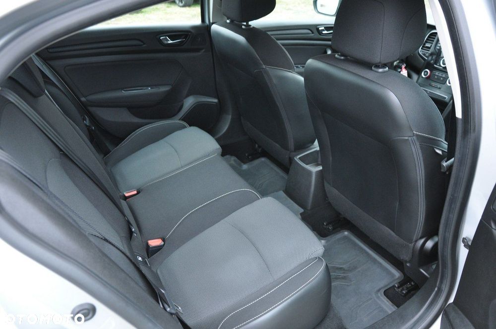 Renault Megane 1.6 SCe Life - 20