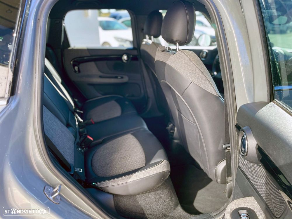 MINI Countryman Cooper SE ALL4 Auto - 27