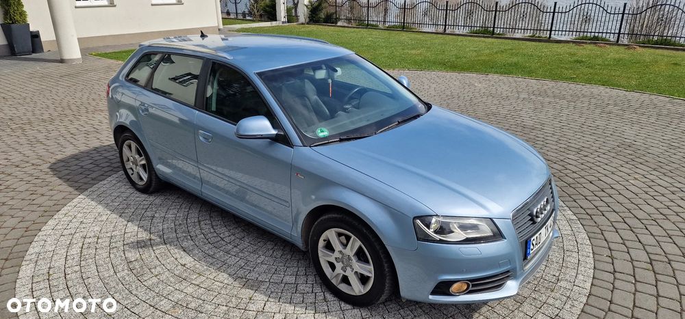 Audi A3 Sportback 2.0 TDI Ambiente - 1