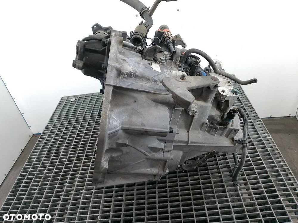 SKRZYNIA BIEGÓW MANUALNA RENAULT KOLEOS I ND8001 2.0 DCI - 6