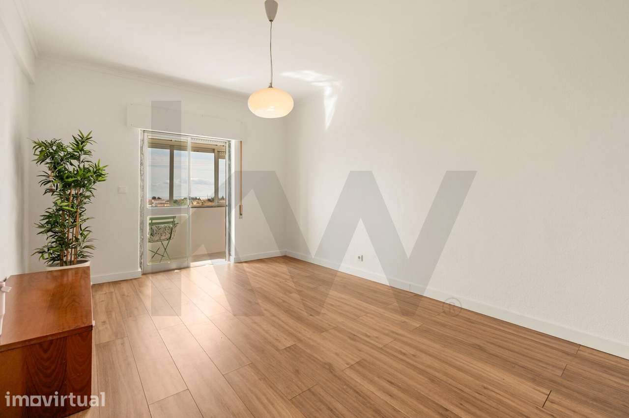 Apartamento T2 com Vista Rio Deslumbrante e Localização Estratégica - Grande imagem: 2/28