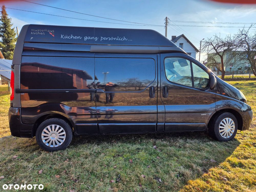 Opel Vivaro 2007 photo 2